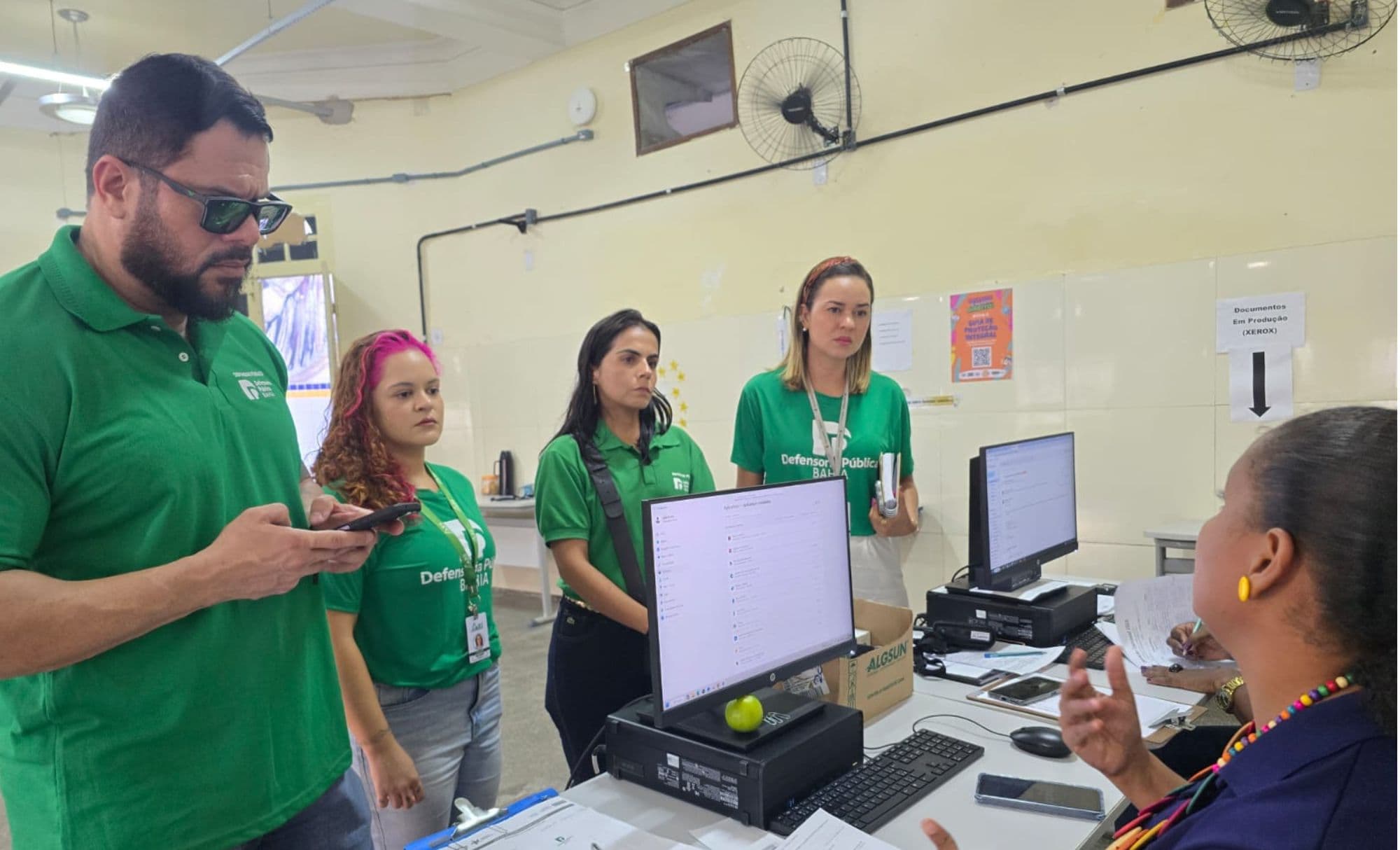 Justiça afasta pais de bebê achado sozinho em Salvador