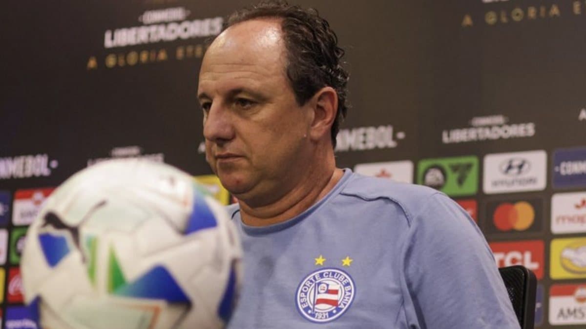 Pressão sobre Rogério Ceni cresce no Bahia após vexame na Libertadores