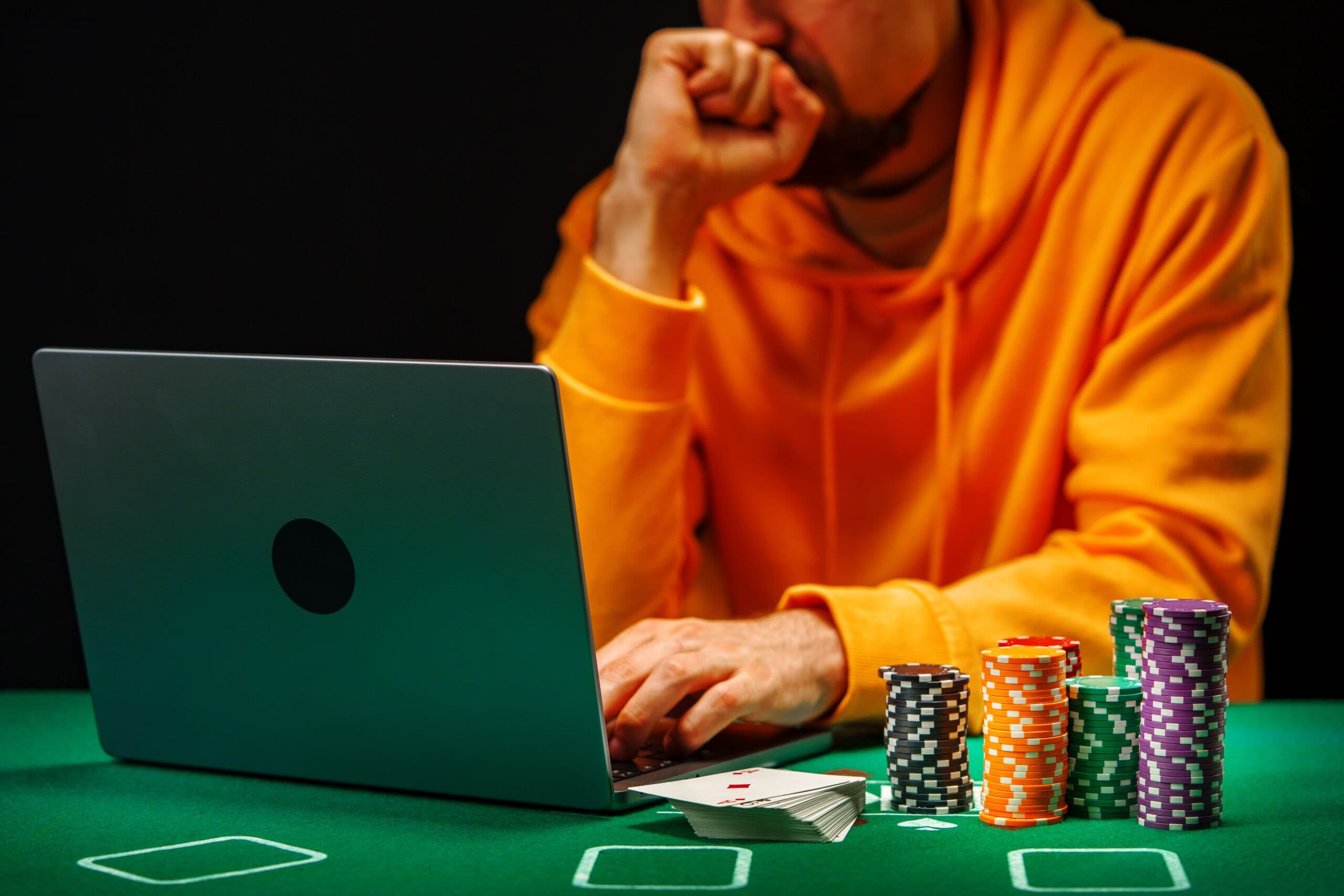 SUS oferece ajuda gratuita para vício em apostas online