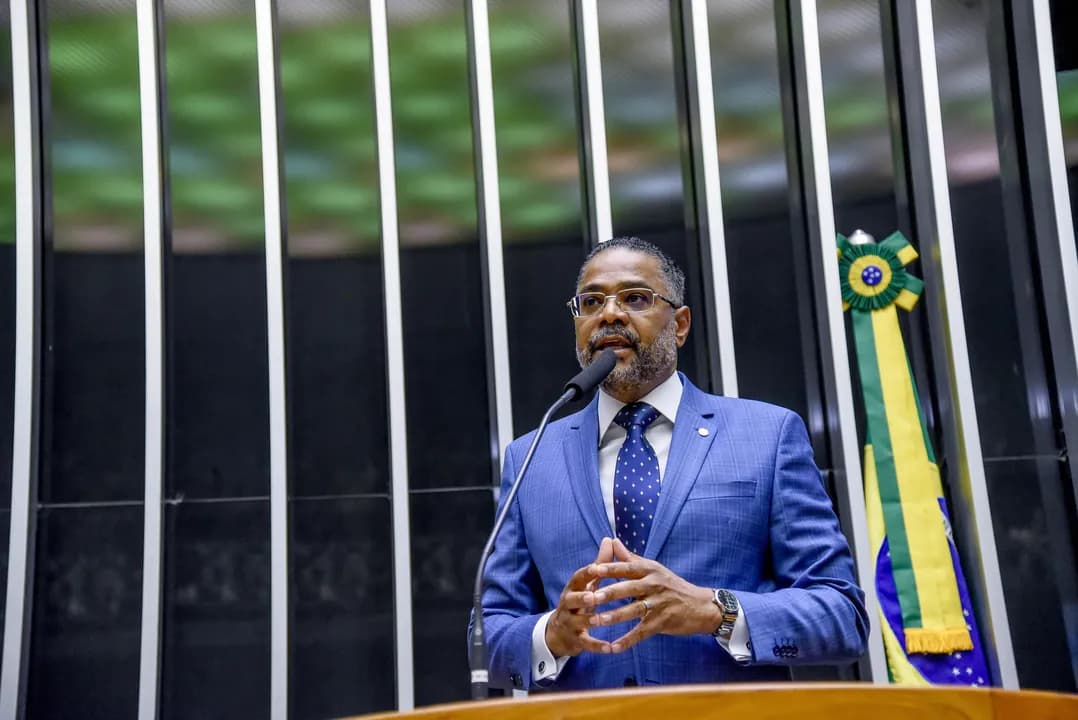 Márcio Marinho se defende após nome aparecer em lista de banqueiro