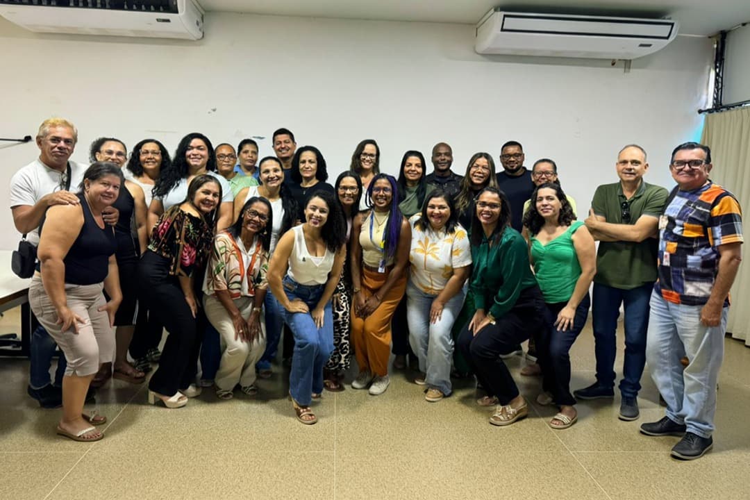 Páginas de Aprendizado: professores de Barreiras recebem formação continuada