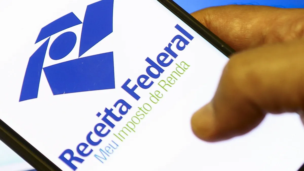IR 2026: Receita Federal alerta para malha fina; veja como evitar erros