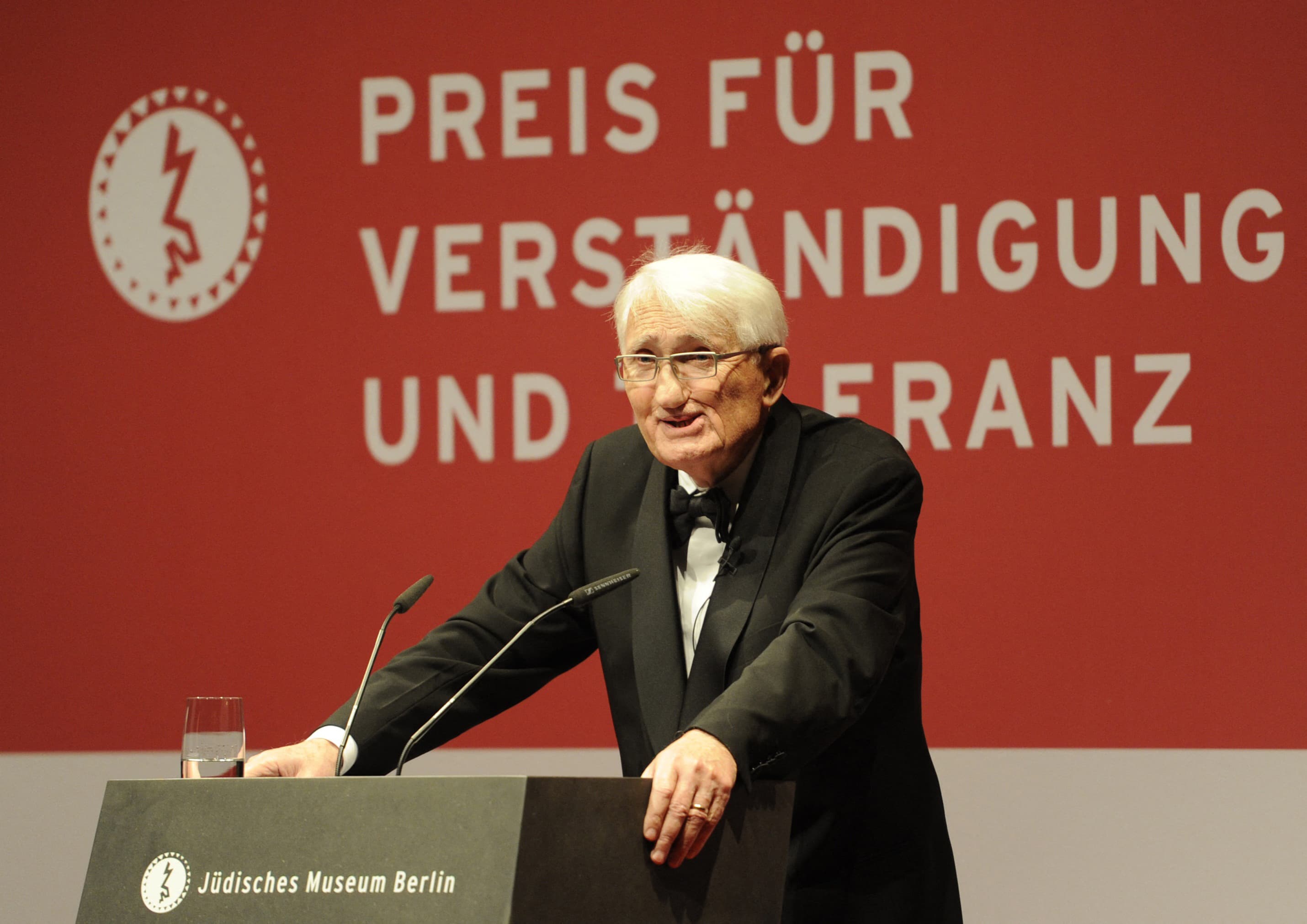 Jürgen Habermas morre aos 96 anos na Alemanha