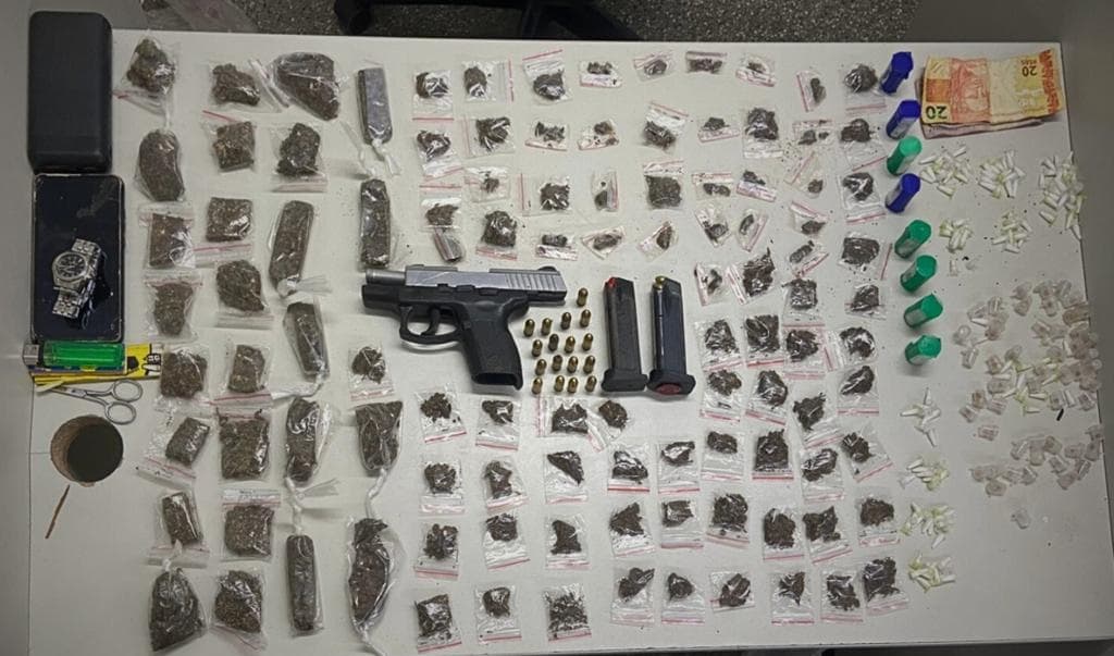 Salvador: Três homens são presos com armas e drogas em Águas Claras