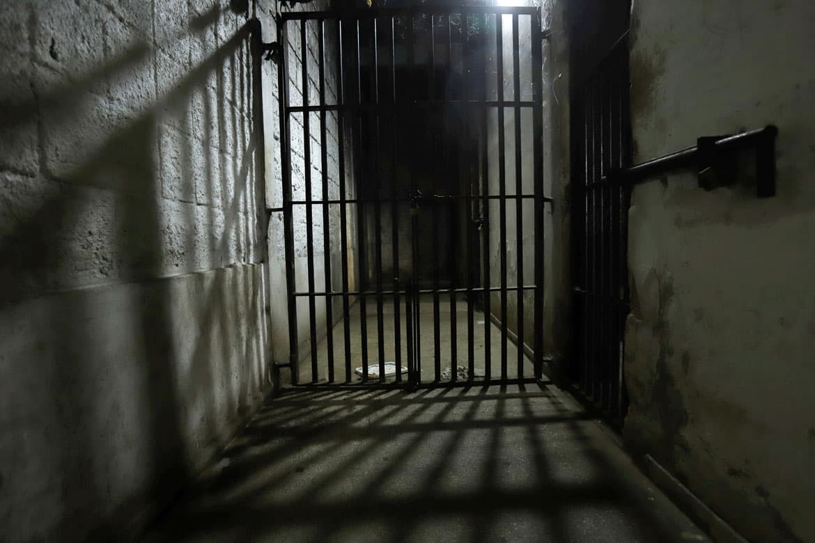 Pai é preso no Rio de Janeiro por estuprar filho de 5 anos em 2014