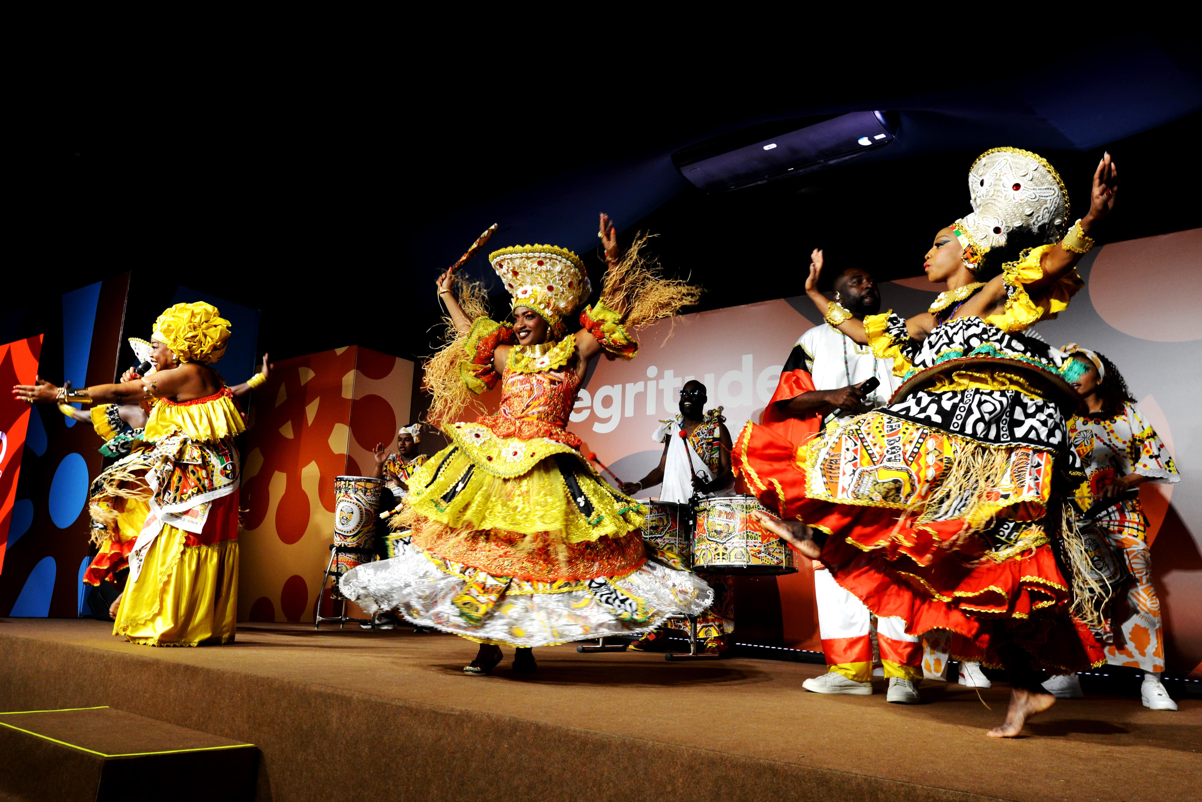 Ilê Aiyê oferece oficina gratuita de dança afro em Salvador