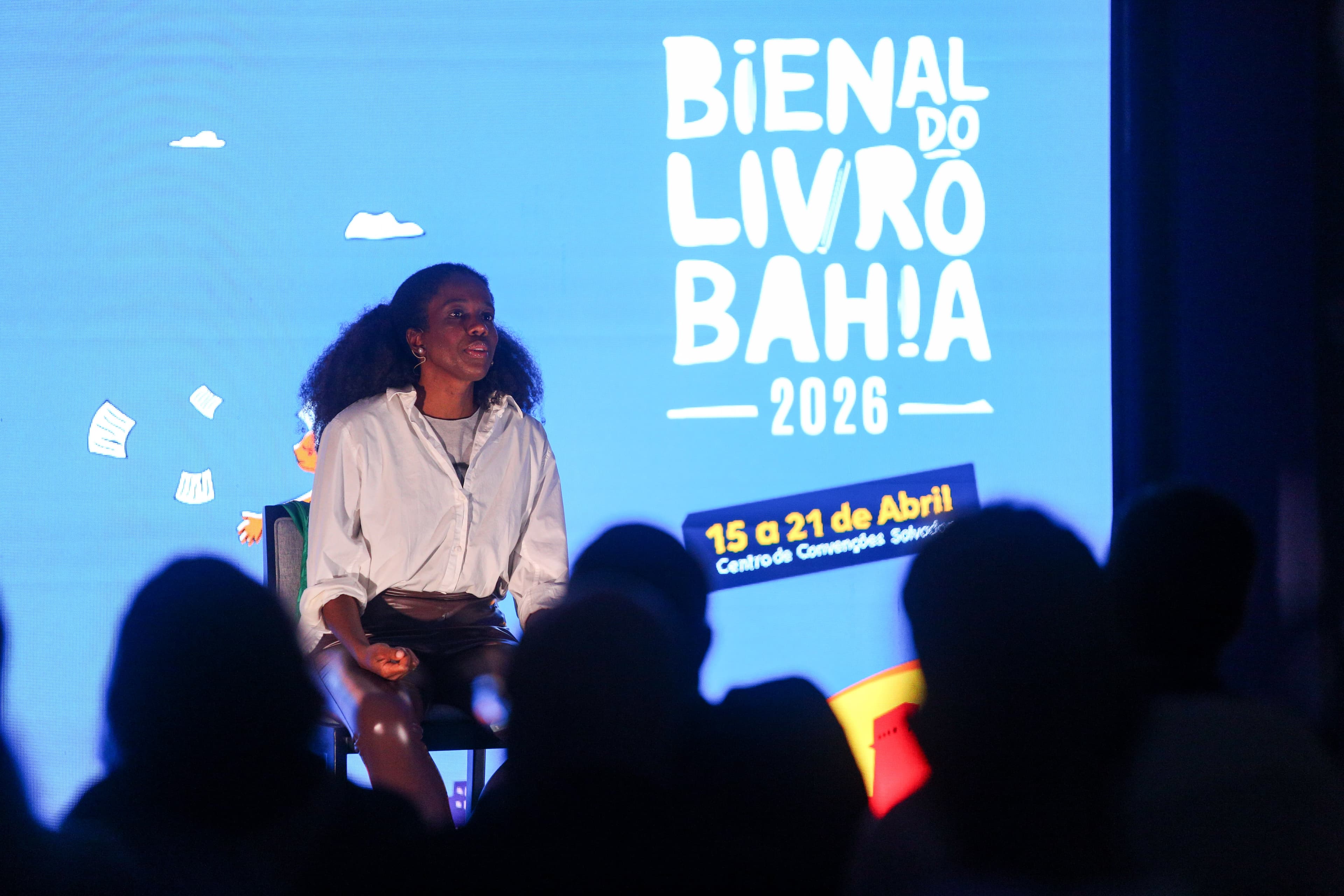 Bienal Livro Bahia 2026 terá Julia Quinn e sete dias de programação