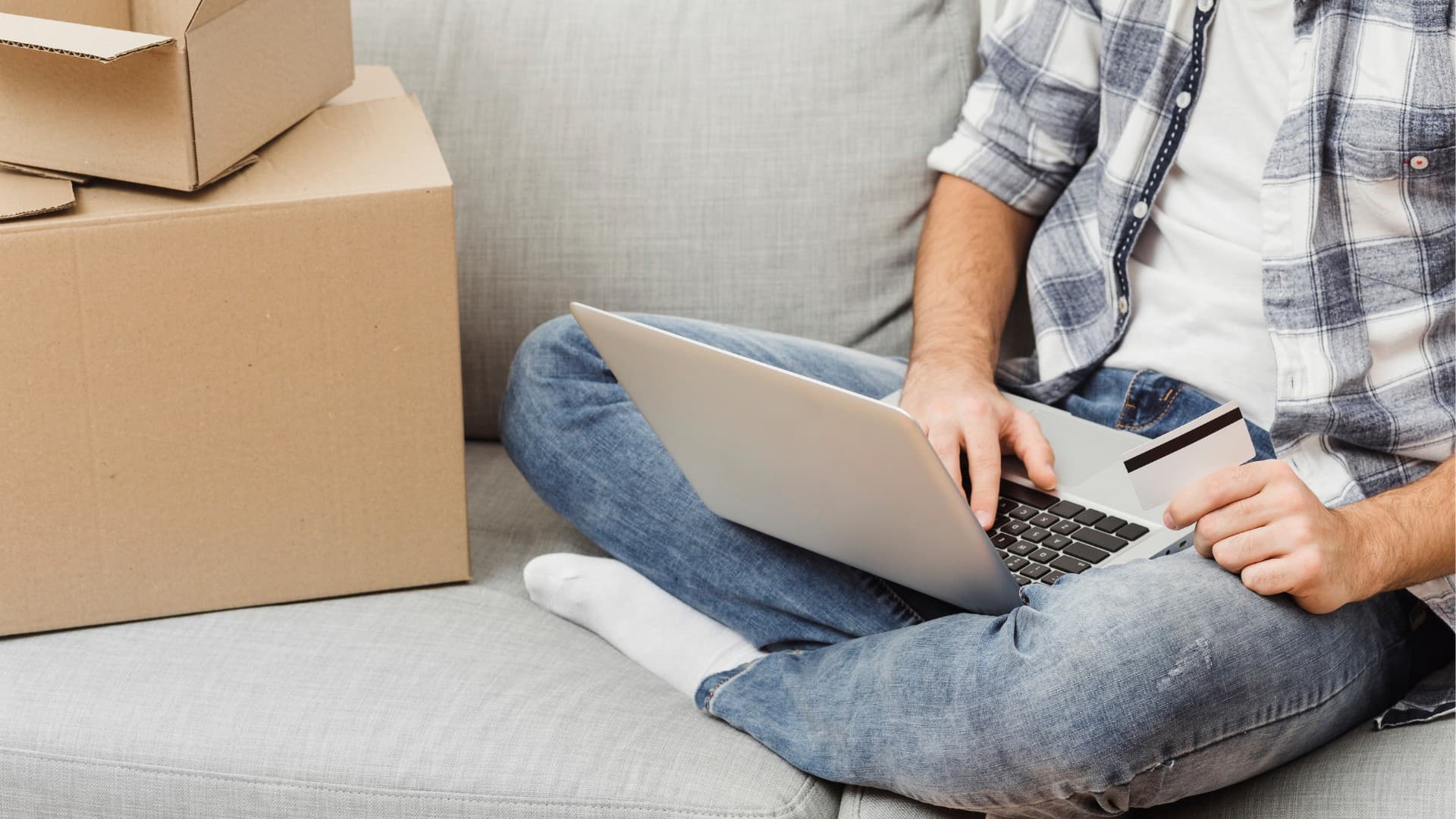 Shopee oferece cupons de desconto e frete grátis em março de 2026