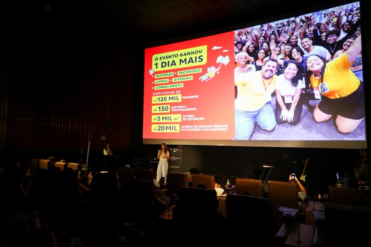 Bienal Livro Bahia 2026 terá senhas online para autógrafos