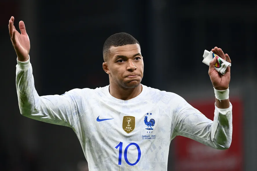 França convoca Mbappé para amistosos contra Brasil e Colômbia nos EUA