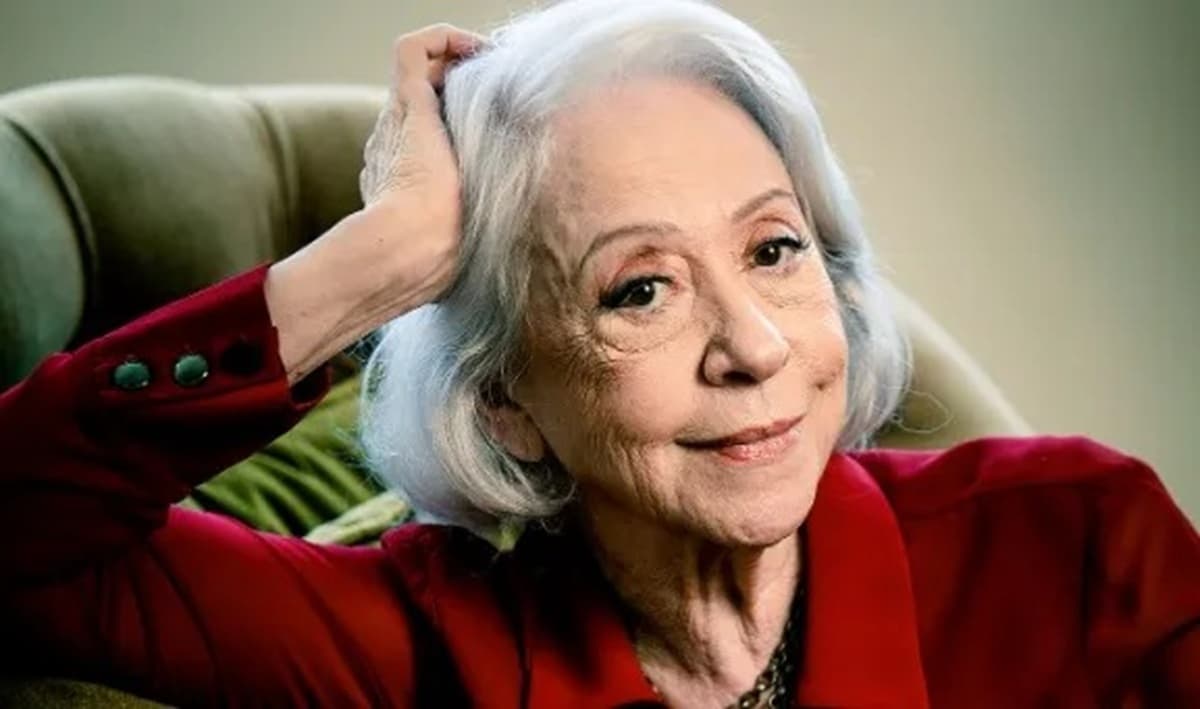Fernanda Montenegro reflete sobre o tempo e diz não ter mais futuro