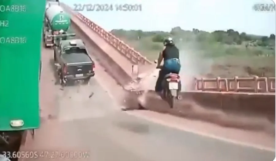 Desabamento de ponte JK: novas imagens mostram queda de veículos no Rio Tocantins