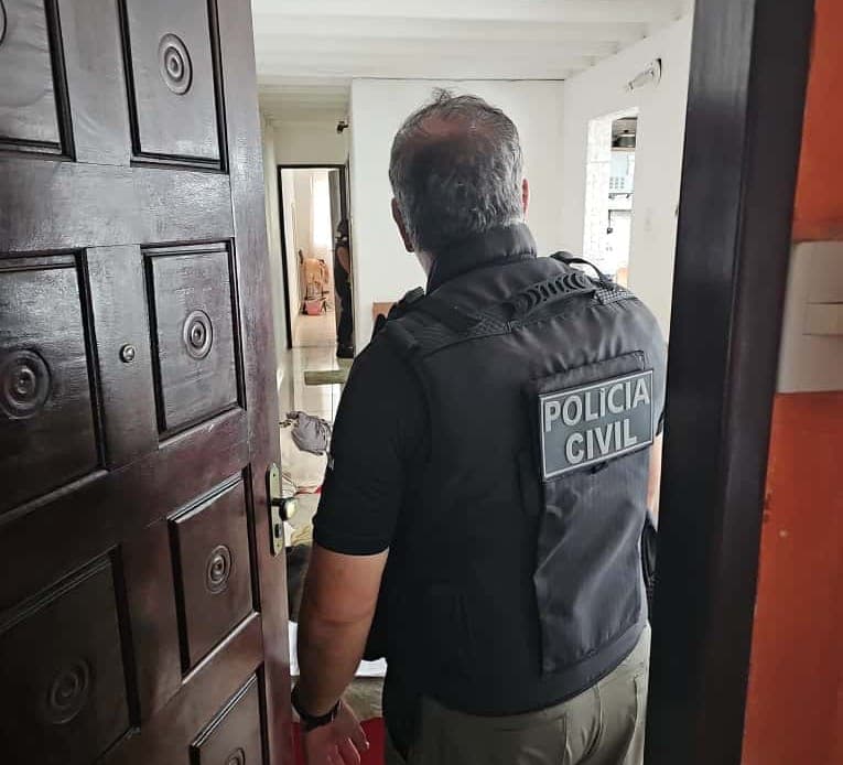 Mulher é presa por stalking e tentativa de estupro em Araci, na Bahia