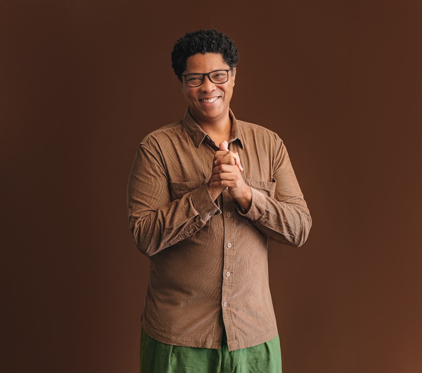 Elísio Lopes Jr. defende mais histórias negras na TV e destaca 'A Nobreza do Amor'