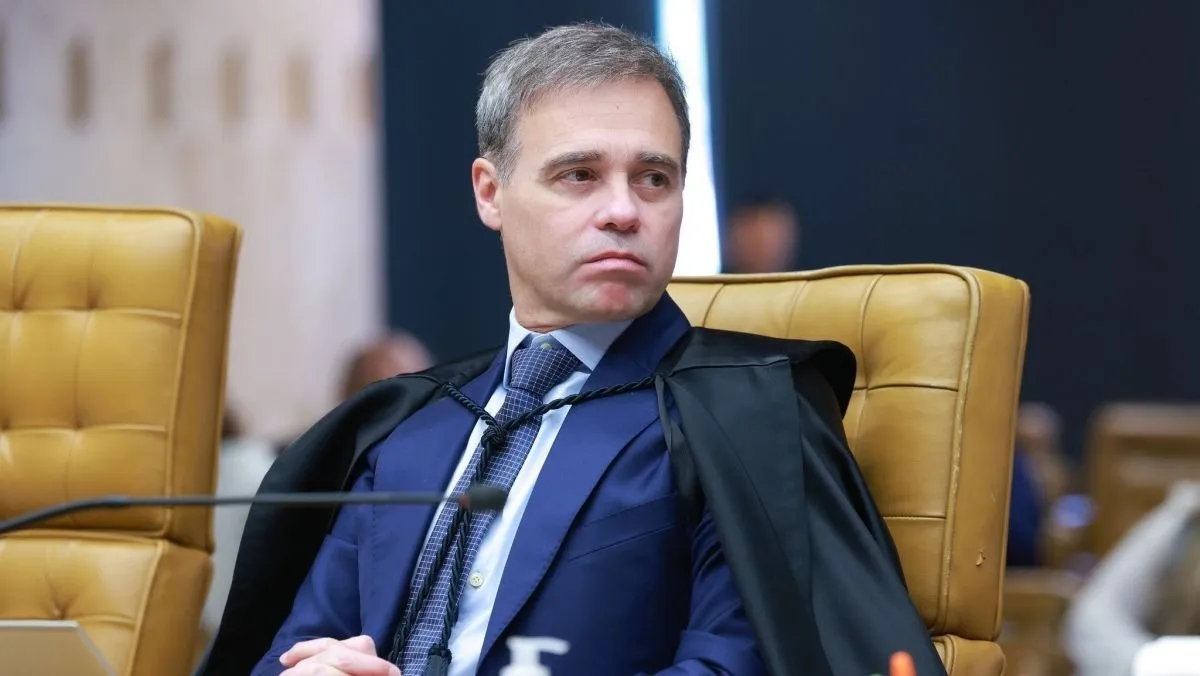 STF autoriza leilão de veículos de luxo apreendidos em fraude do INSS