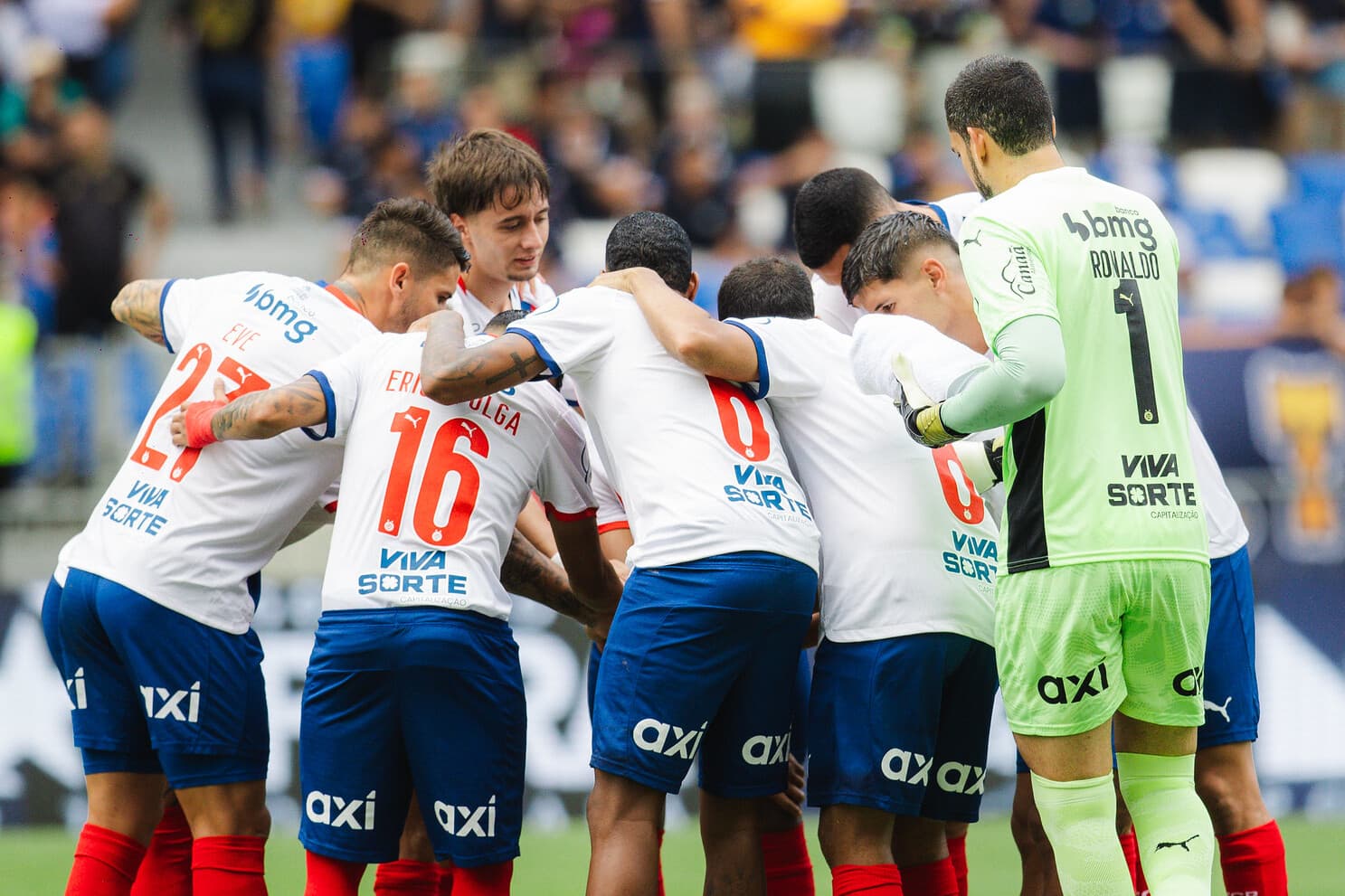 Bahia é goleado pelo Remo por 4 a 1 no Brasileirão; meia Erick lamenta
