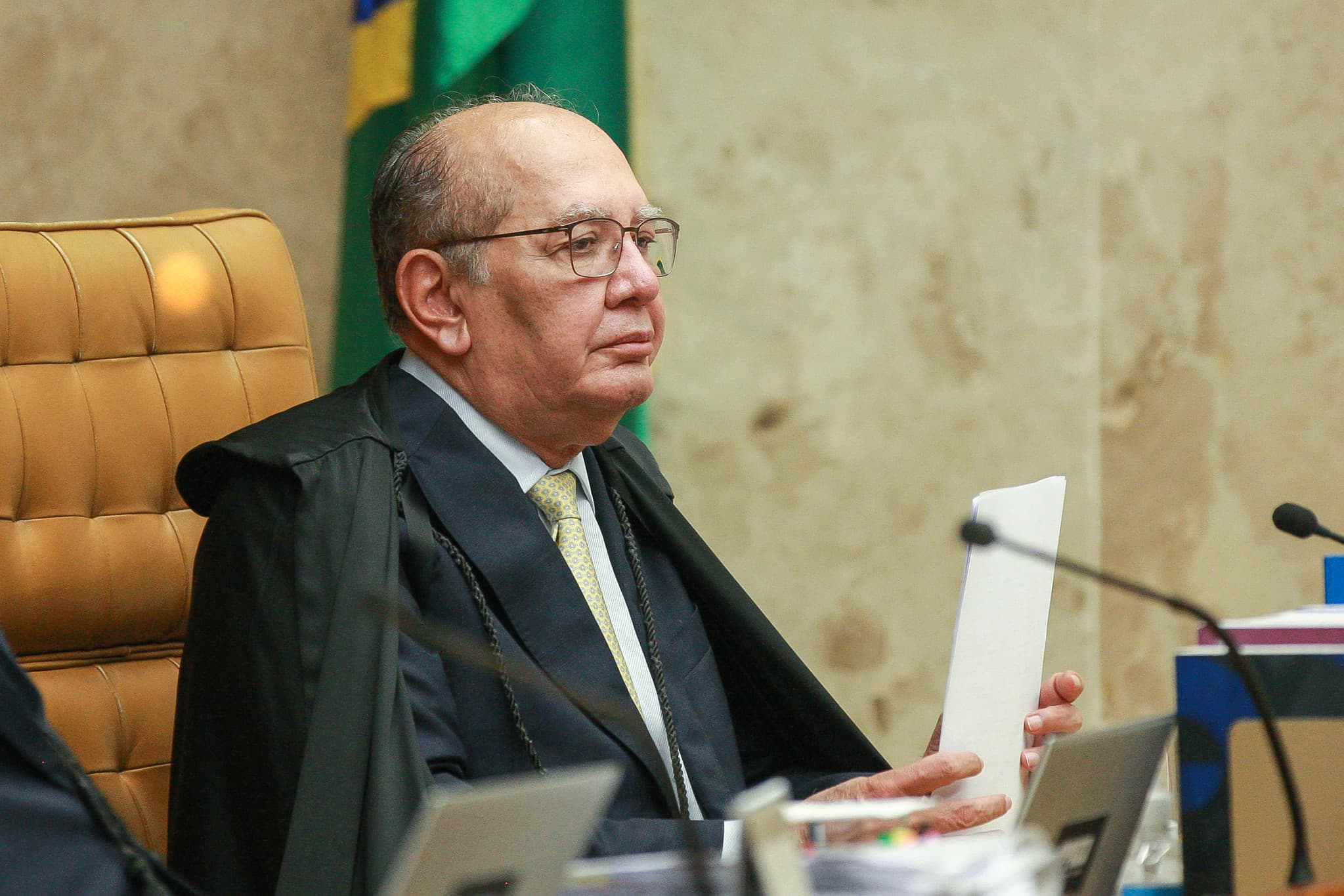 Gilmar Mendes celebra retorno de Cuca ao Santos e gera críticas nas redes sociais