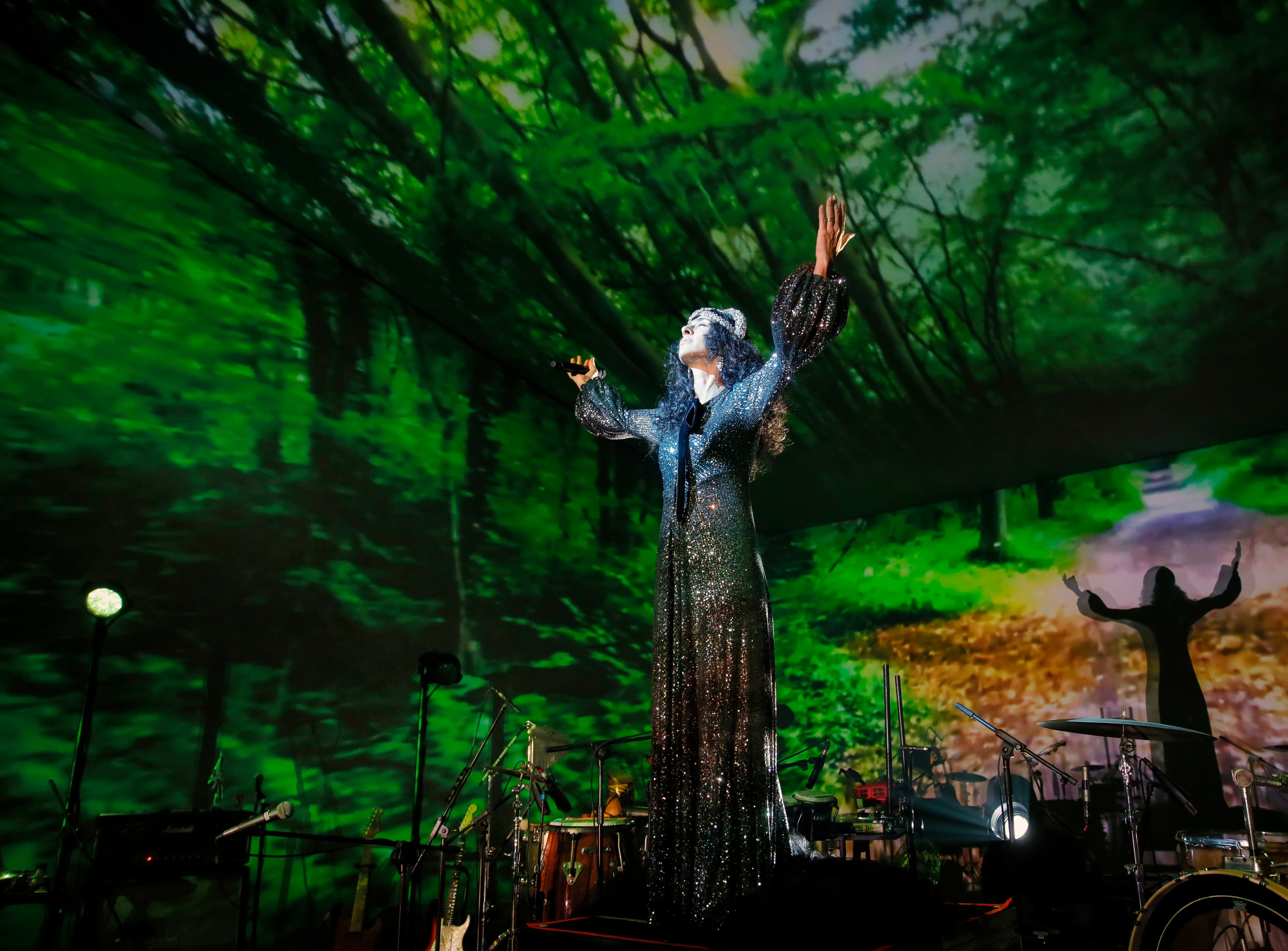 Marisa Monte orquestra show inédito com 55 músicos em Salvador