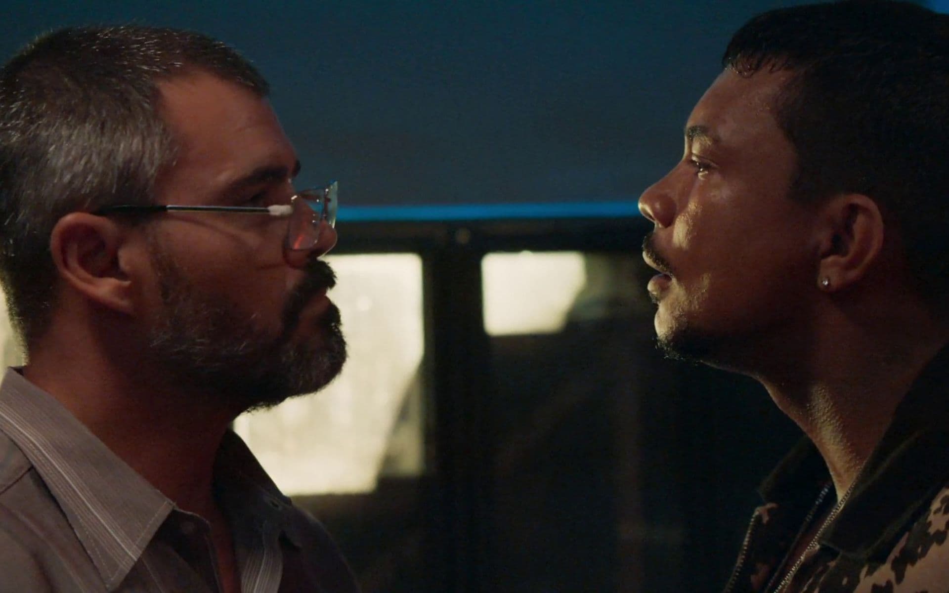 Juliano Cazarré critica ataques por ser ator de direita: 'Acho estúpido'