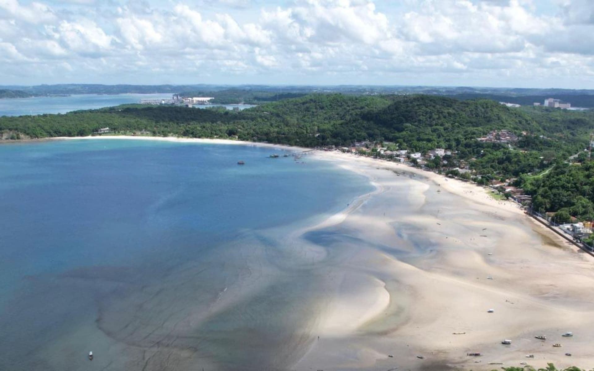 Análise descarta contaminação na água do mar em São Tomé de Paripe, Salvador