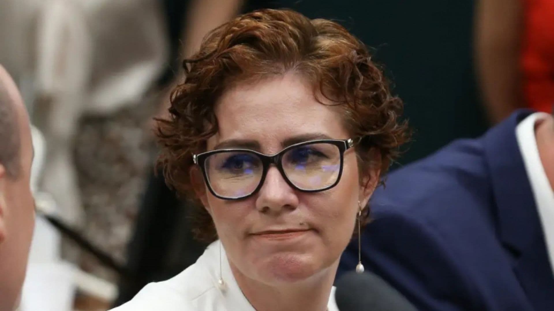 Justiça italiana determina extradição de Carla Zambelli para o Brasil