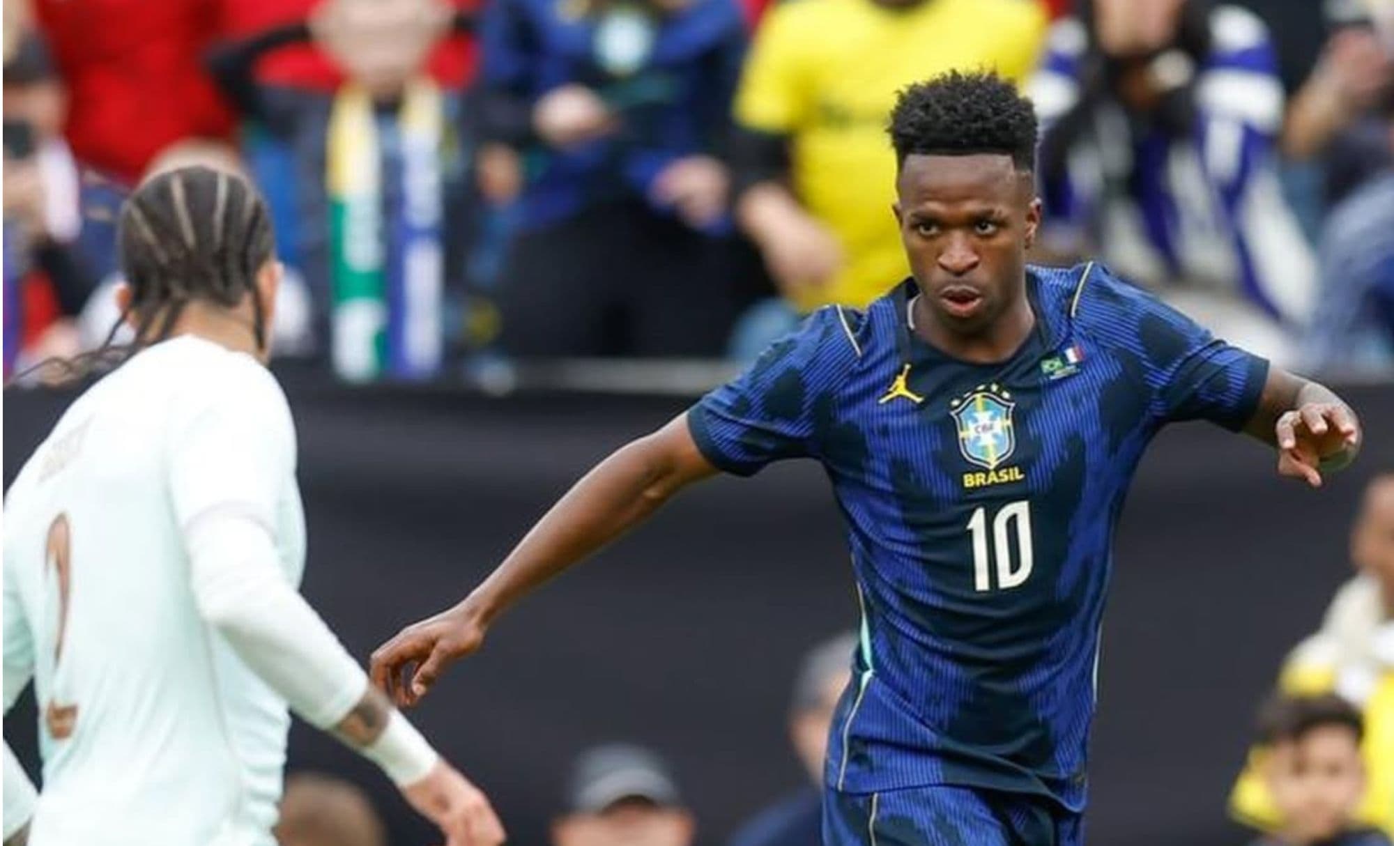 Torcida dos EUA pede Neymar na Seleção em derrota do Brasil para a França