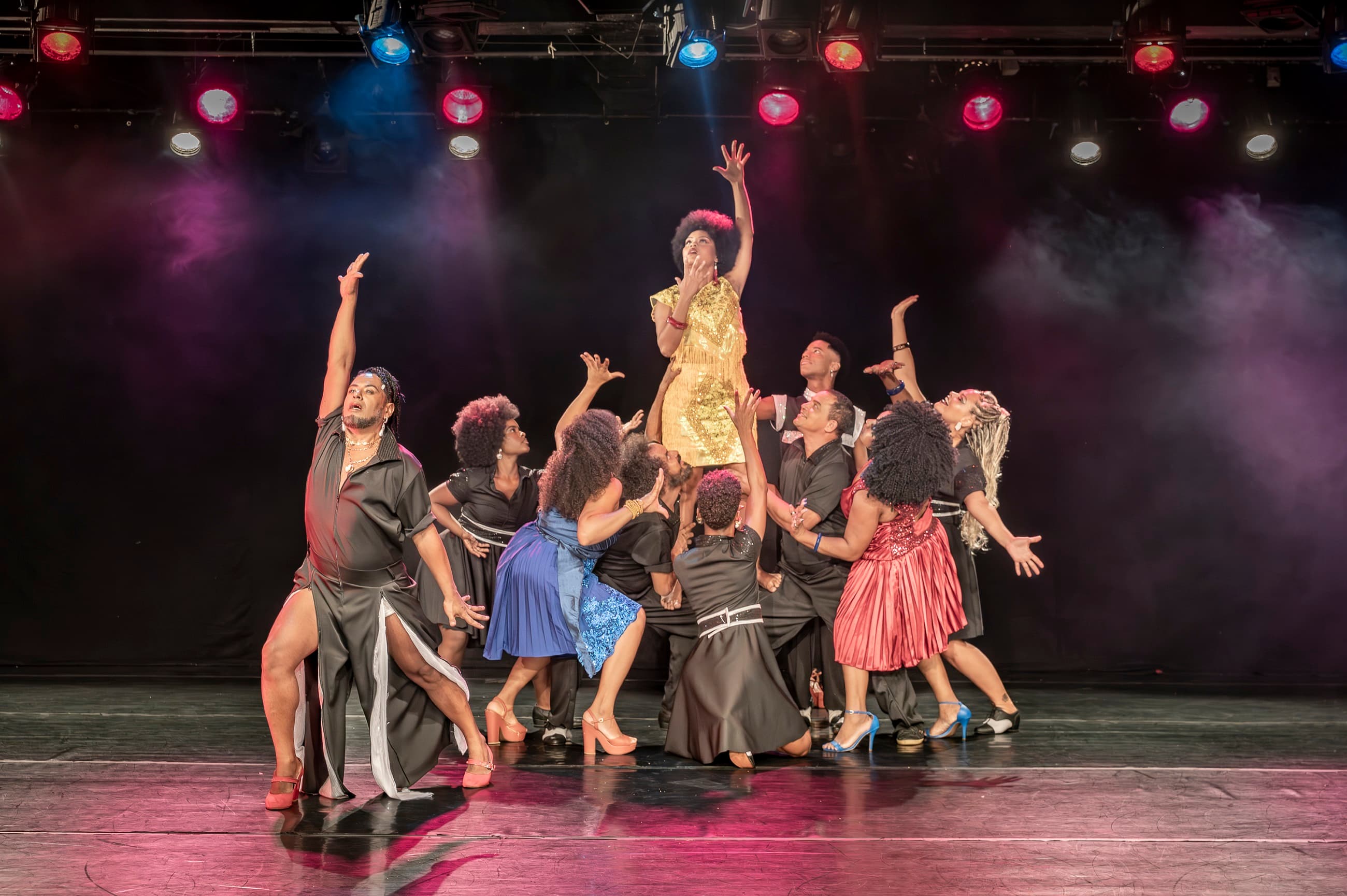 Musical sobre Elza Soares estreia nova temporada em Salvador