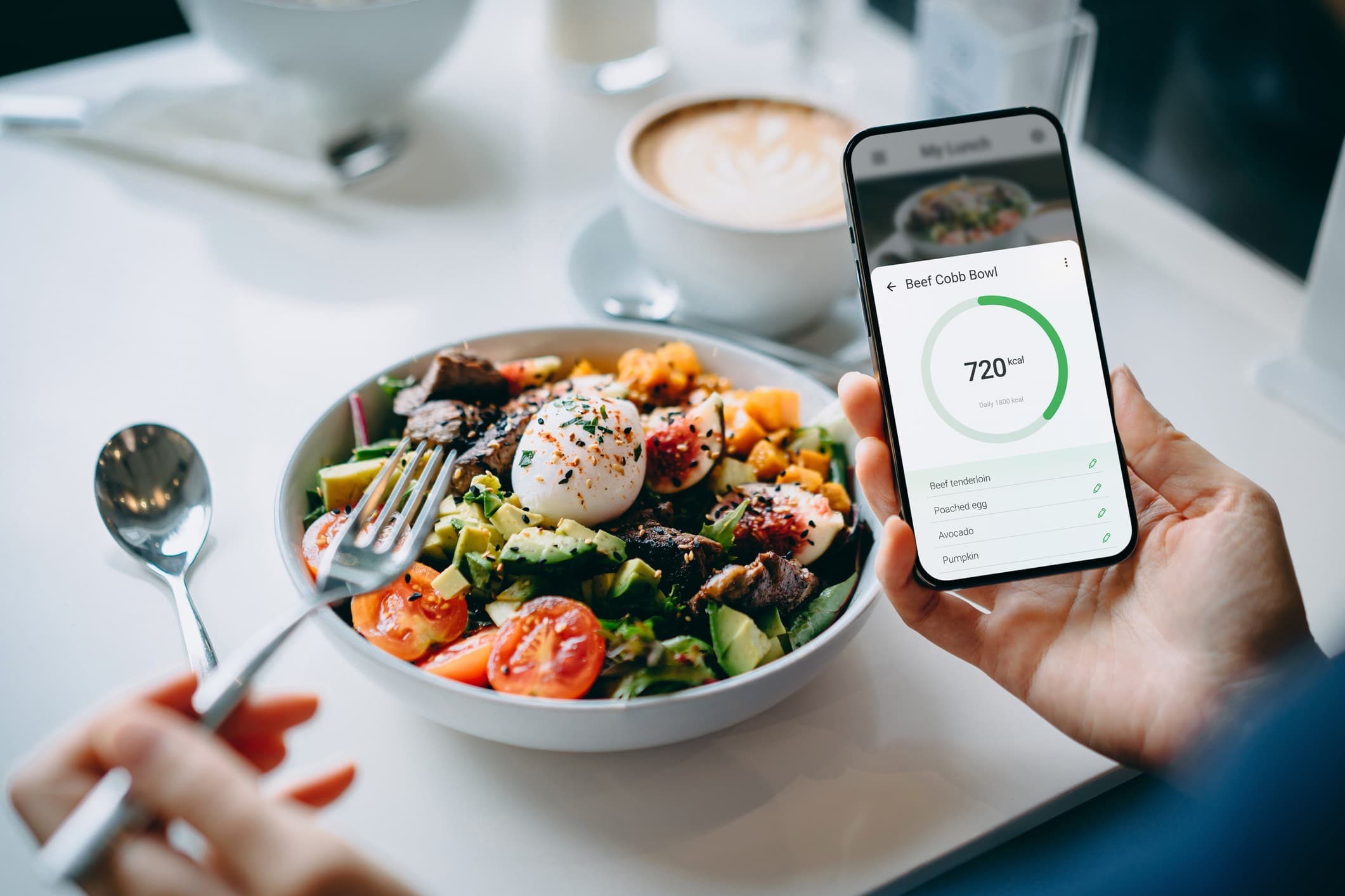 Apps para contar calorias auxiliam baianos a monitorar alimentação e saúde