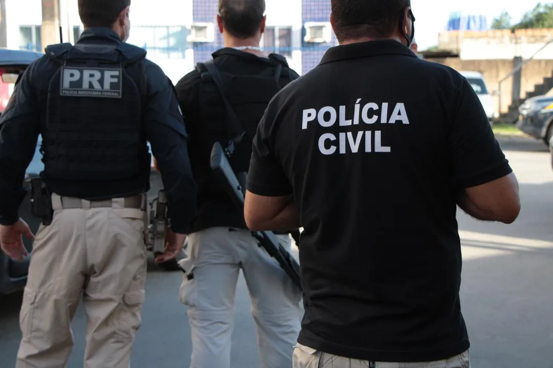 Mulher é presa na Bahia por esfaquear vizinha em Iaçu