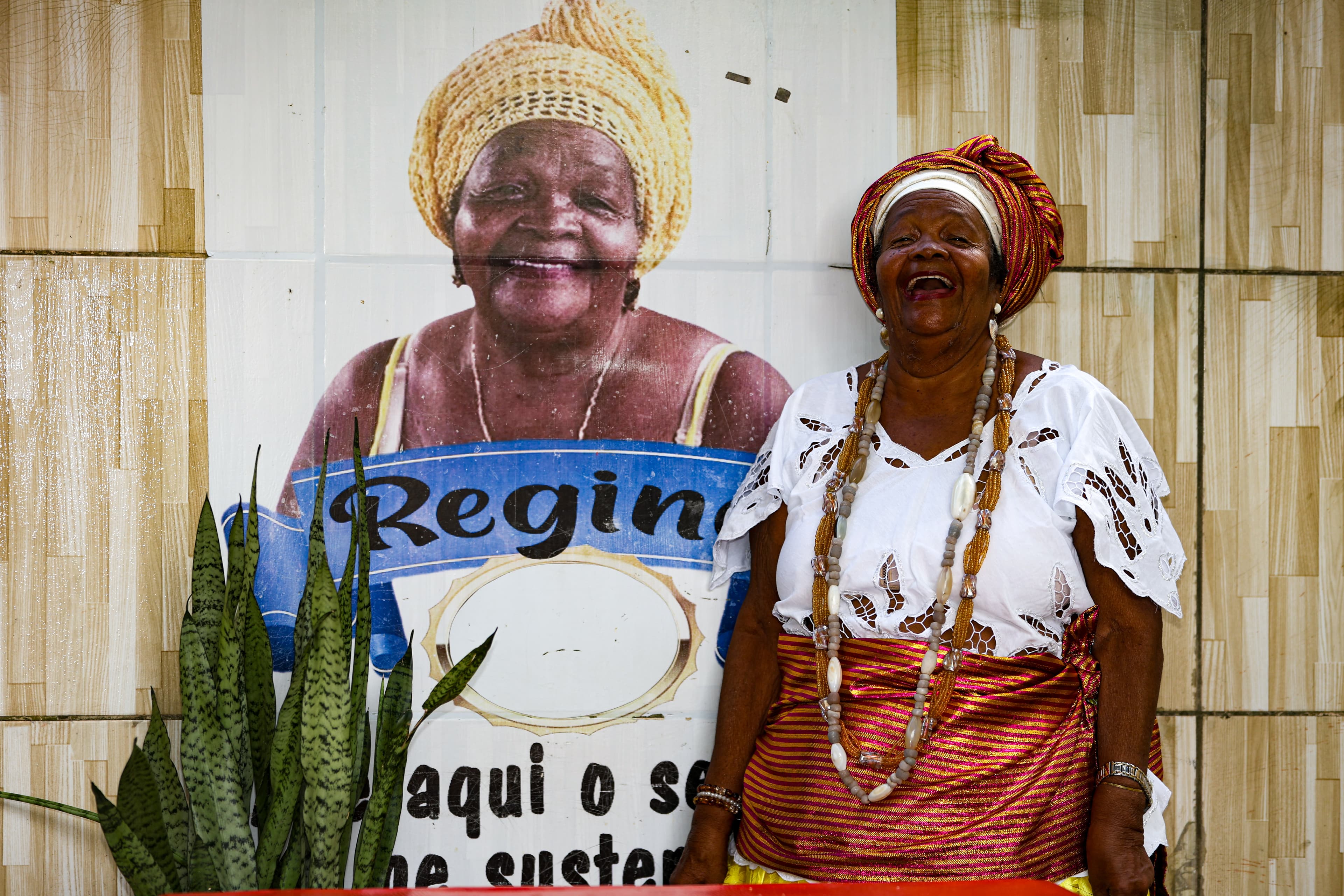 Baianas de acarajé de Salvador mantêm tradição e enfrentam desafios