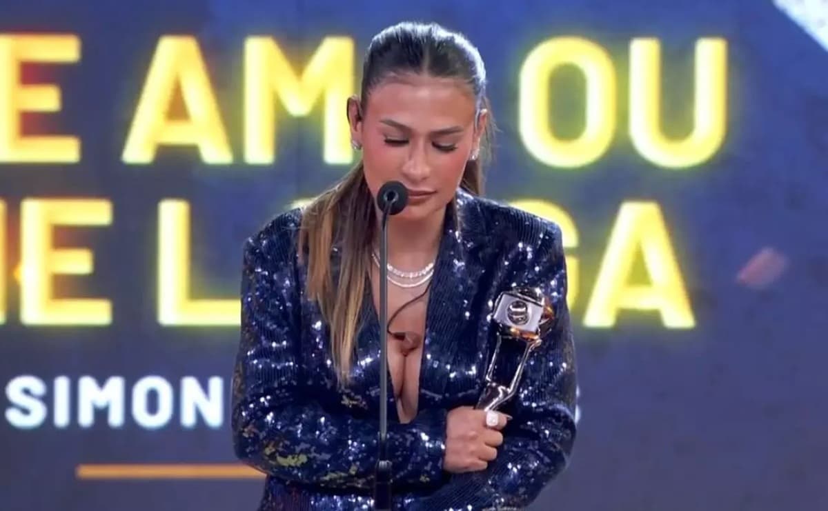 Simone Mendes vence prêmio Melhores do Ano pela 3ª vez e gera debate