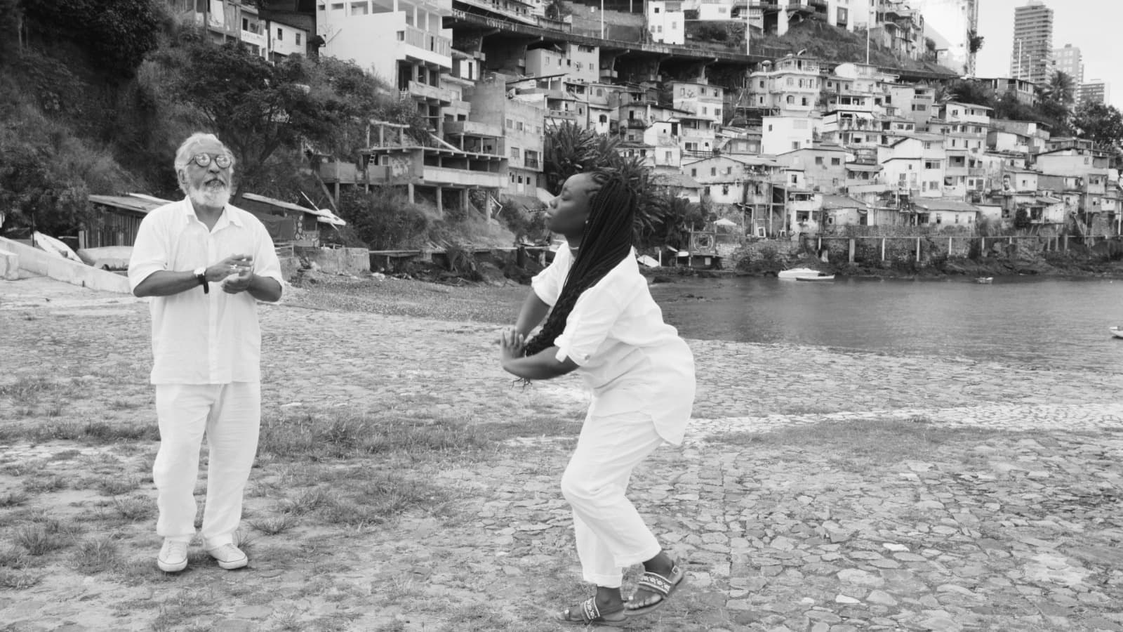 Panorama de Cinema encerra com tributo a Letieres Leite em Salvador