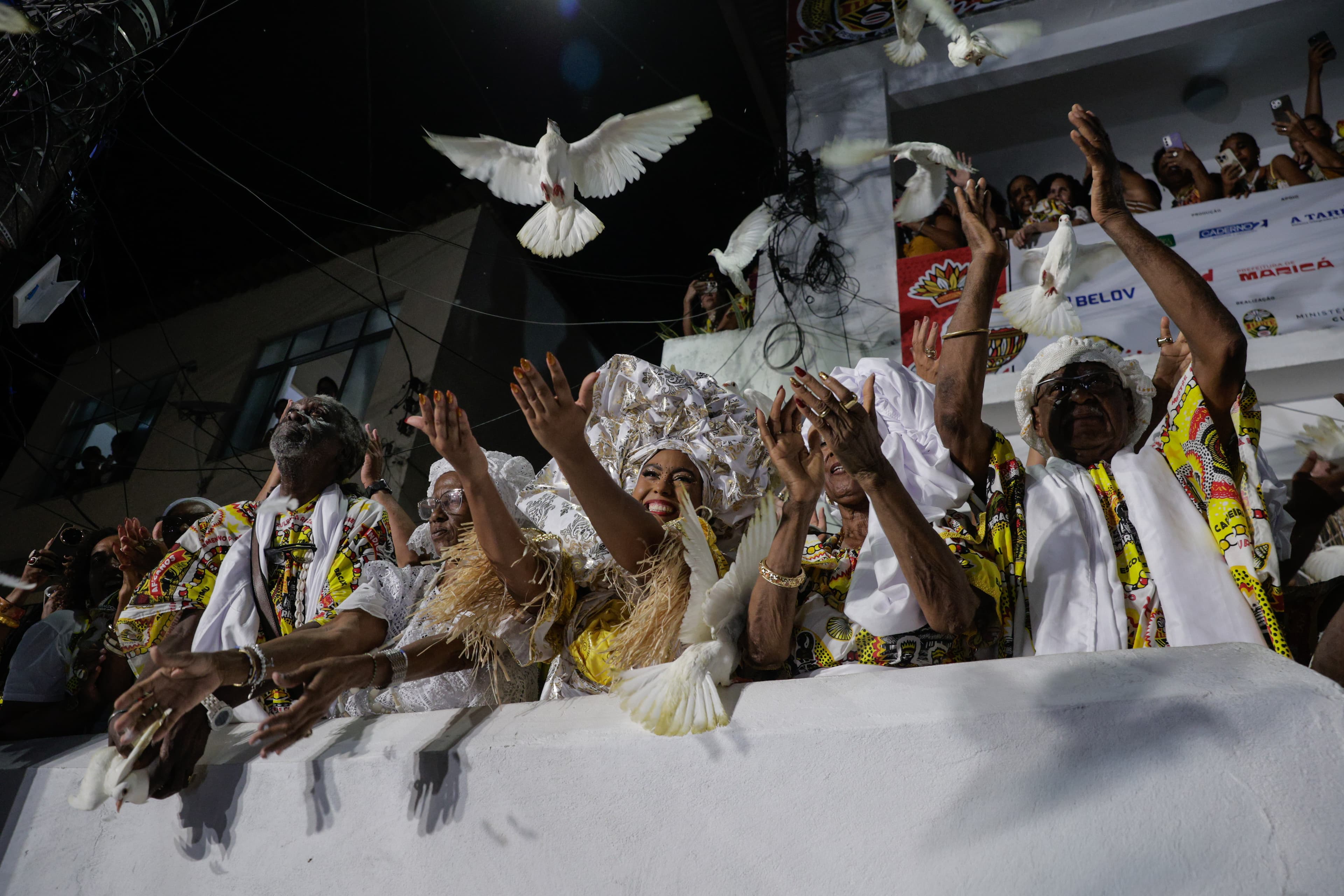 Livro com mais de 200 composições do Ilê Aiyê será lançado em Salvador