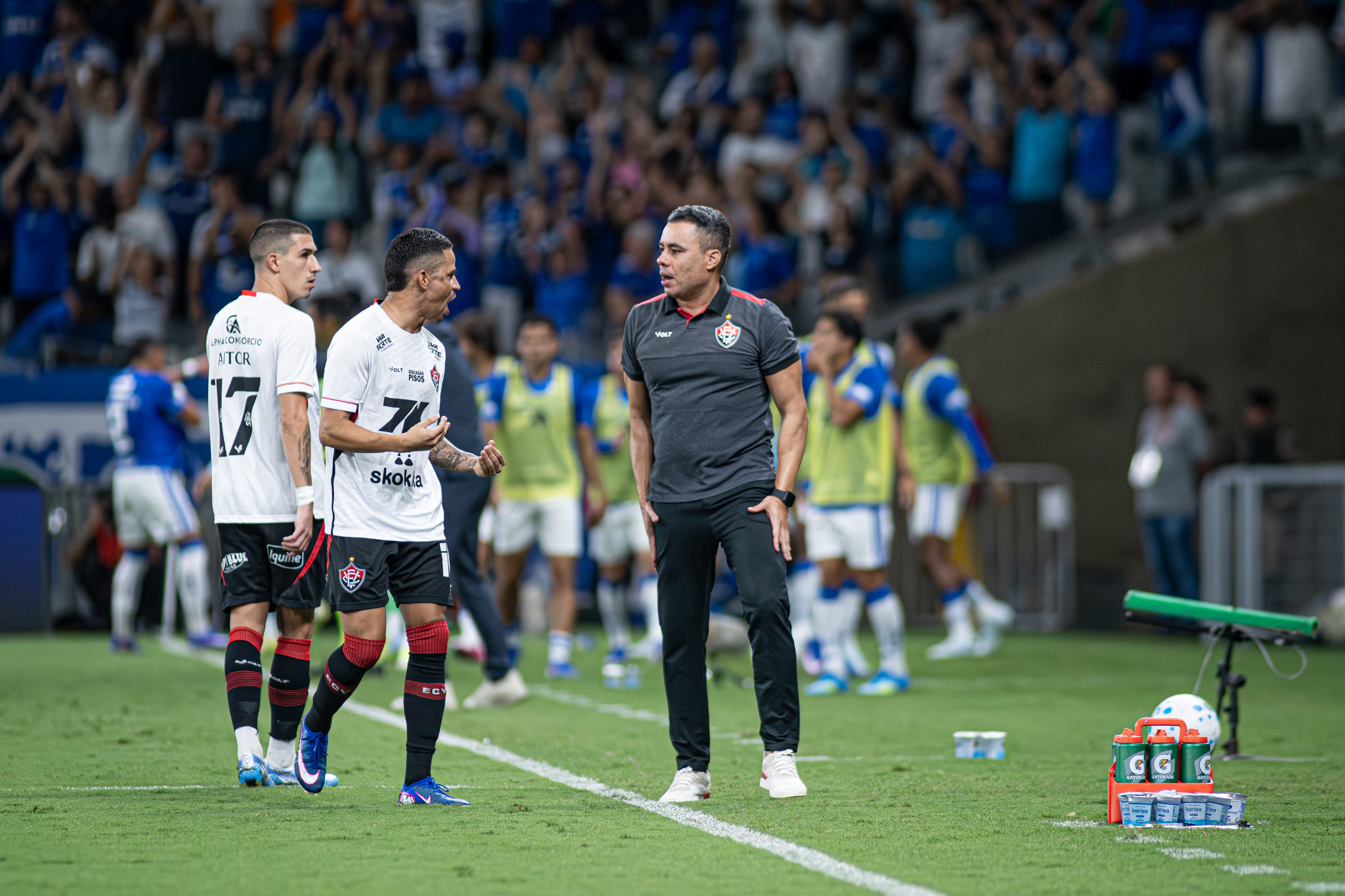 Vitória é o pior visitante do Brasileirão com apenas um ponto fora de casa