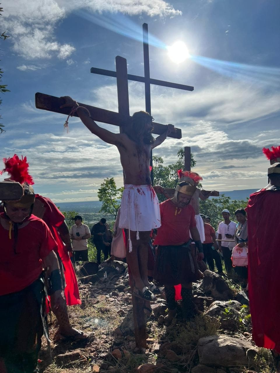 Paixão de Cristo em Barreiras completa 41 anos com atores amadores