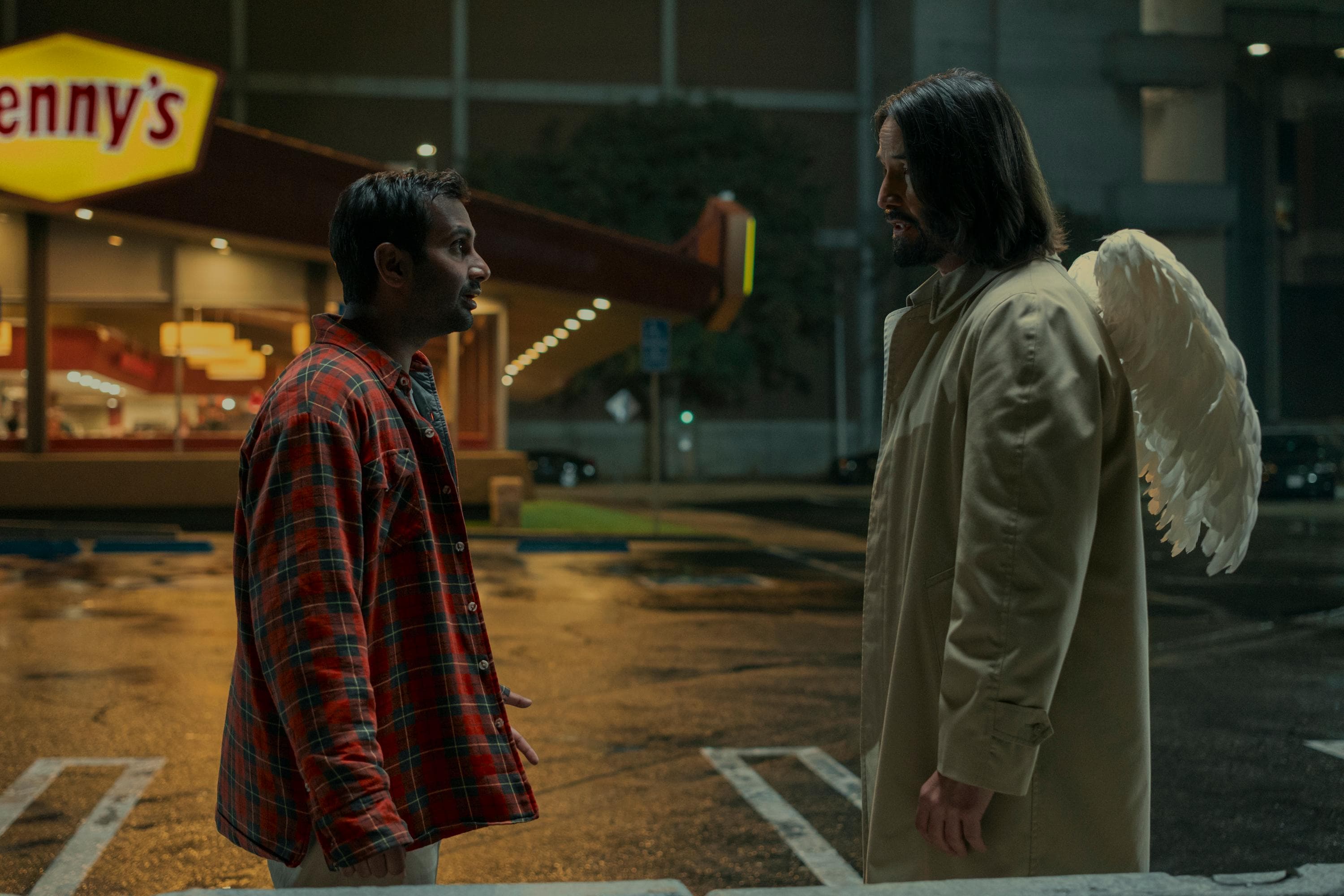 Filme do Prime Video com Keanu Reeves e Aziz Ansari entra no Top 10