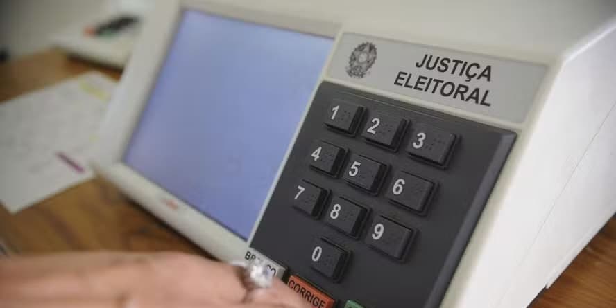 Prazo para registro de estatutos partidários no TSE termina neste sábado