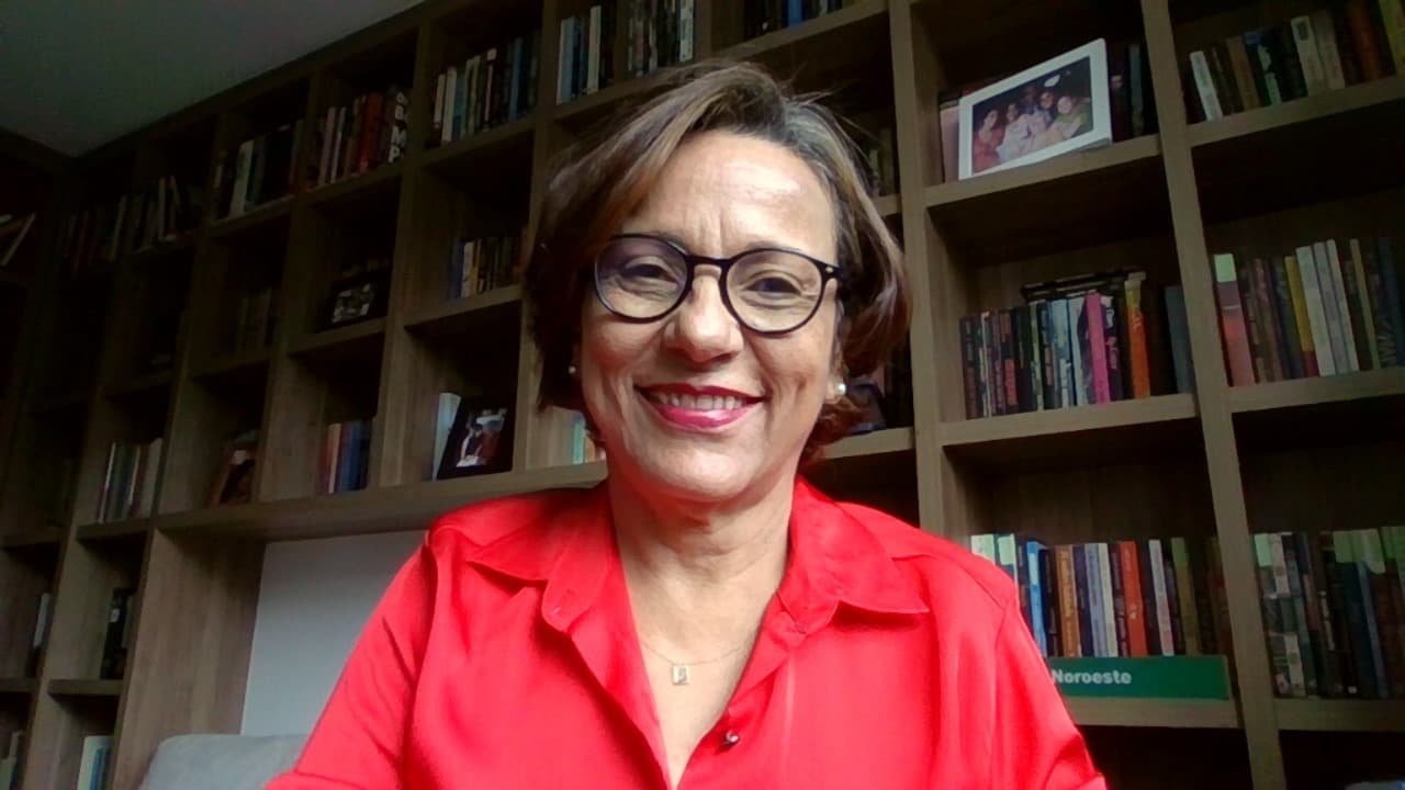 Escritora baiana é selecionada em concurso nacional de crônicas