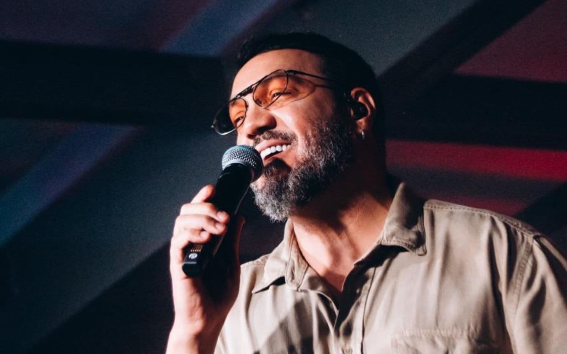 Justiça de SP bloqueia cachês de Belo por dívida trabalhista