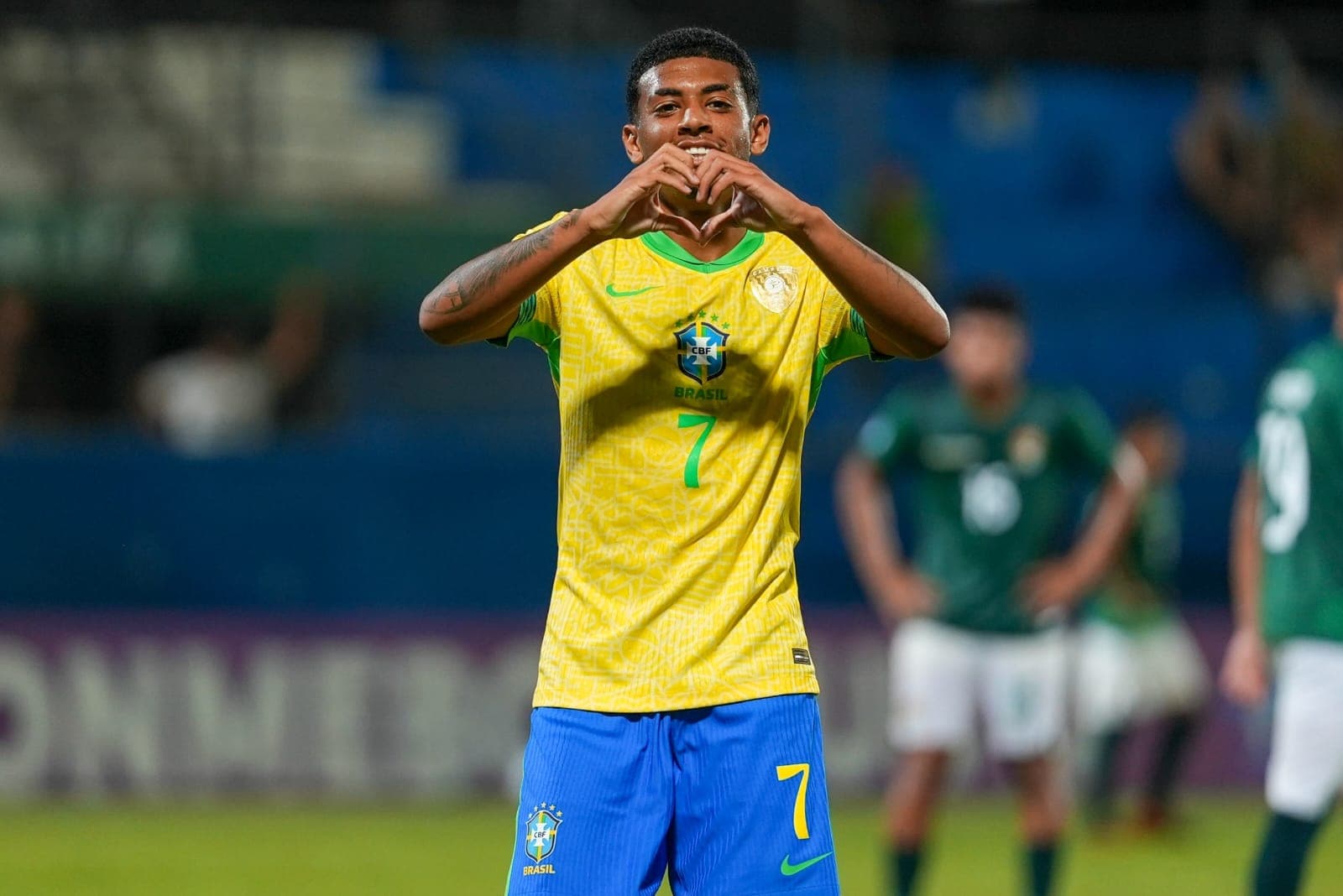 Seleção Brasileira Sub-17 goleia Bolívia com hat-trick de joia do Bahia