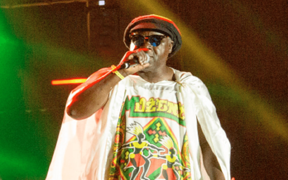 George Chocolate, vocalista do Muzenza, morre aos 63 anos em Salvador