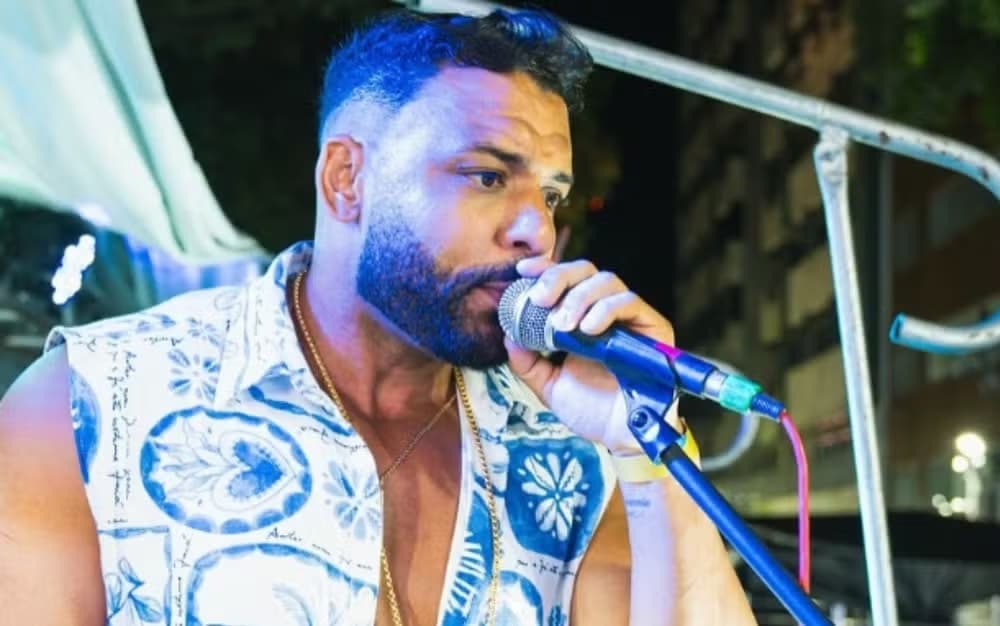 Cantor de pagode Junior Luzz é internado em Salvador após sofrer AVC