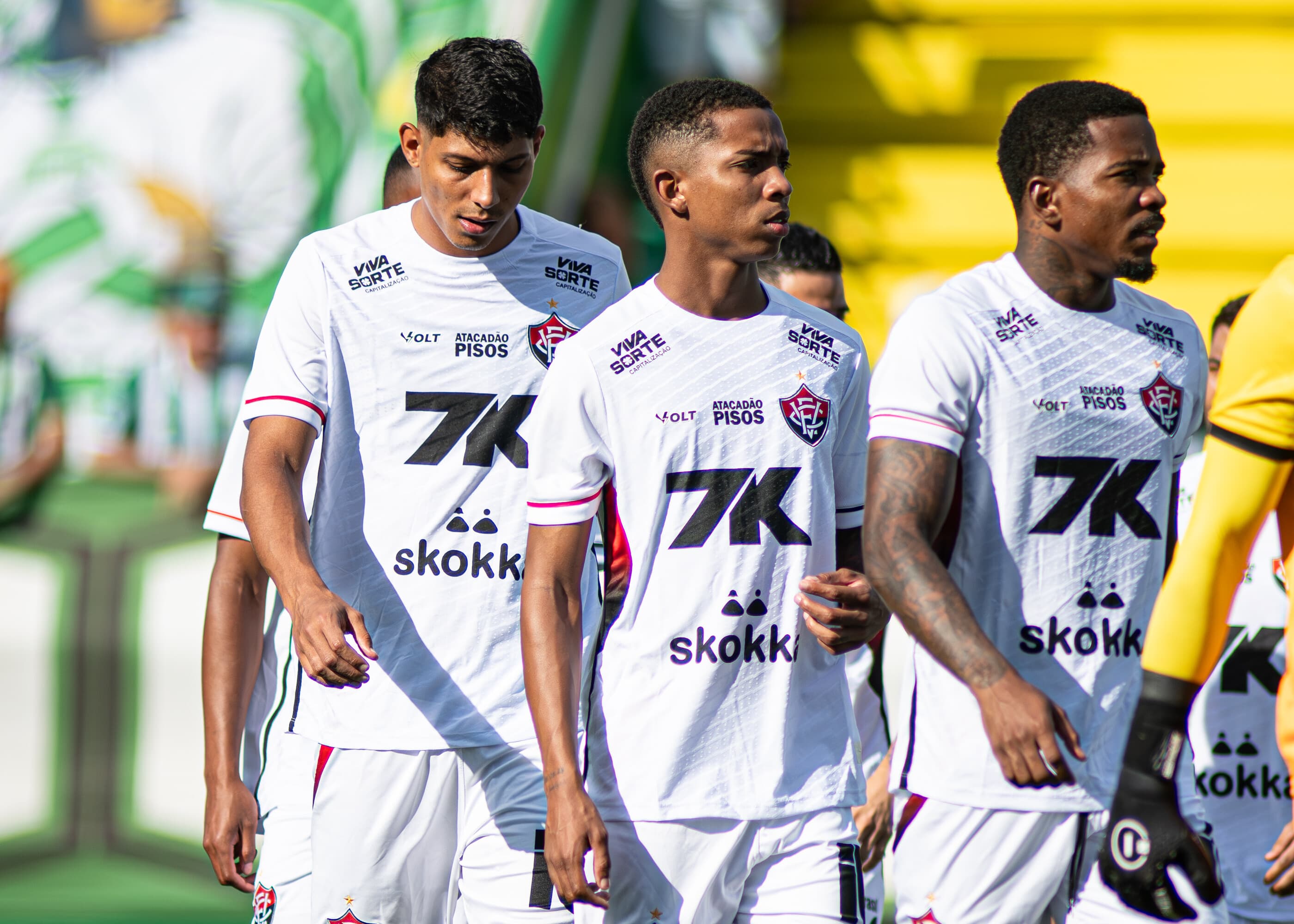Zaga do Vitória pode ter 13ª formação em jogo da Copa do Nordeste