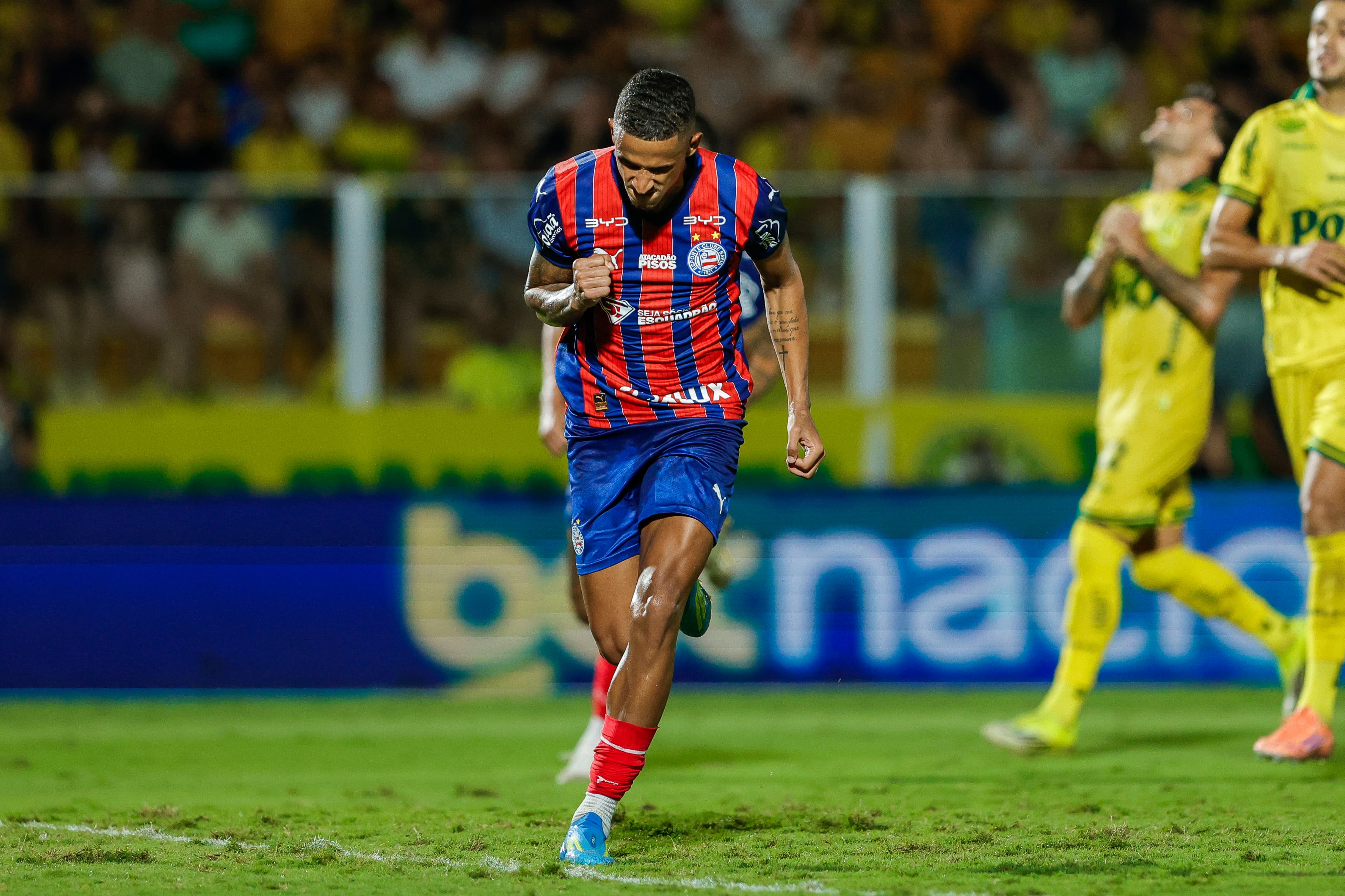 Luciano Juba marca 5º gol e se aproxima de recorde pessoal no Bahia