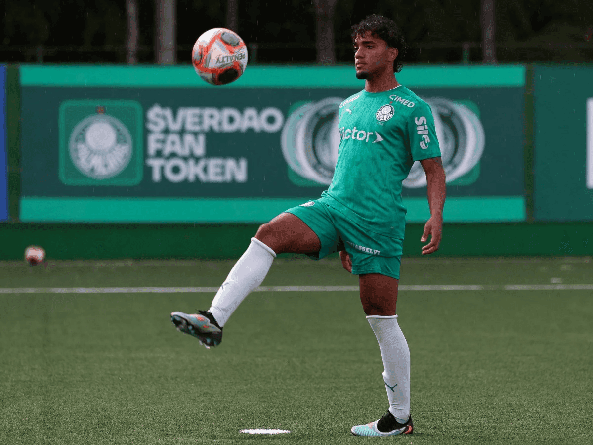Grupo City faz proposta de R$ 117,9 milhões por atacante do Palmeiras
