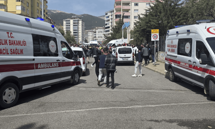 Ataque em escola na Turquia deixa 9 mortos e 20 feridos
