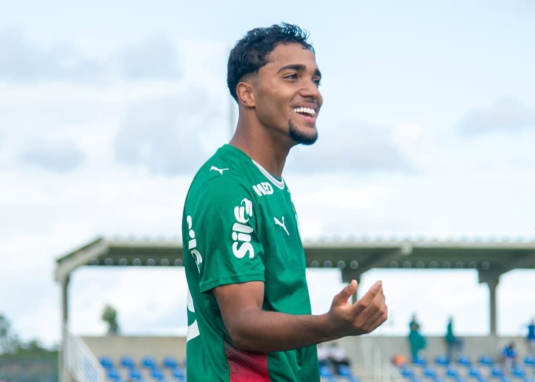 Heittor, do Palmeiras, faz 3 gols contra o Bahia no Brasileiro Sub-20