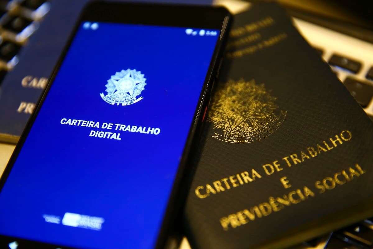 Abril Verde: Bahia registra alta de 70% em afastamentos por saúde mental no trabalho