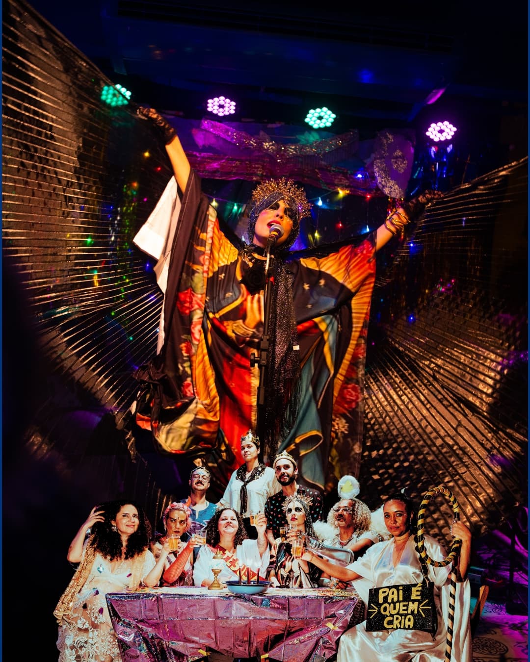 Espetáculo 'Santo Seio' reinterpreta figuras cristãs no Sesc Casa do Comércio