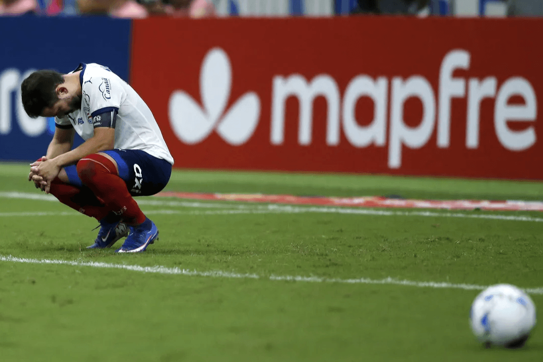 Ceni aponta eliminação na Libertadores como 'trauma' do Bahia